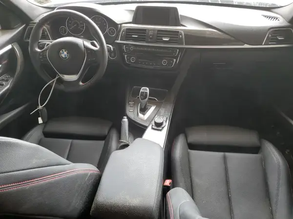 WBA8D9G58HNU58605 2017 BMW 3ER - Image 8