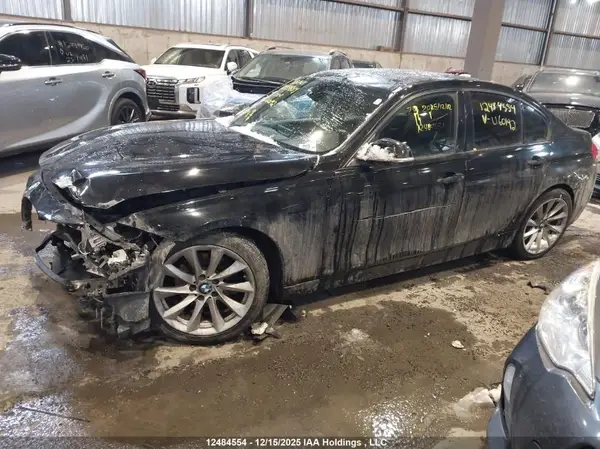 WBA8D9G58HNU60192 2017 BMW 3ER - Image 2