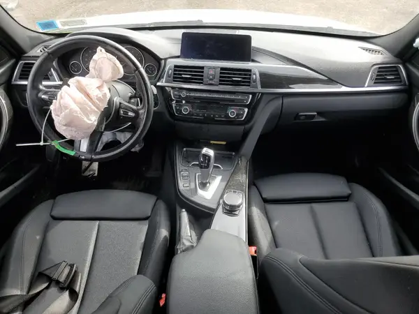 WBA8D9G58JNU66872 2018 BMW 3ER - Image 8