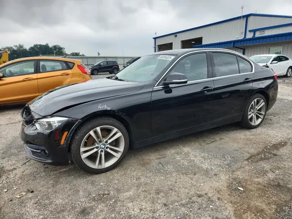 WBA8D9G58JNU67245 2018 BMW 3ER - Image 1
