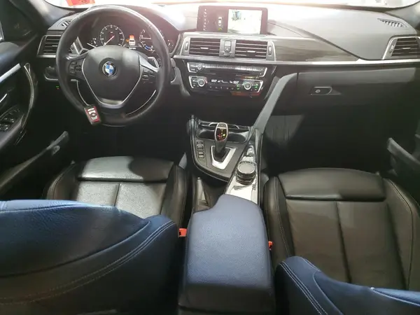 WBA8D9G58JNU67388 2018 BMW 3ER - Image 8