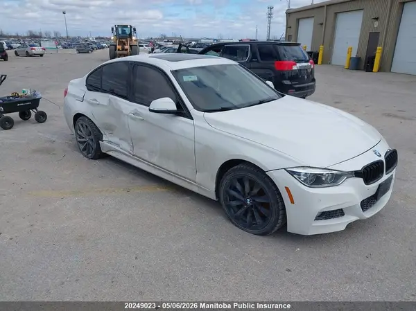 WBA8D9G58JNU67553 2018 BMW 3ER - Image 1