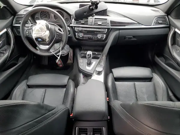 WBA8D9G58JNU69710 2018 BMW 3ER - Image 8