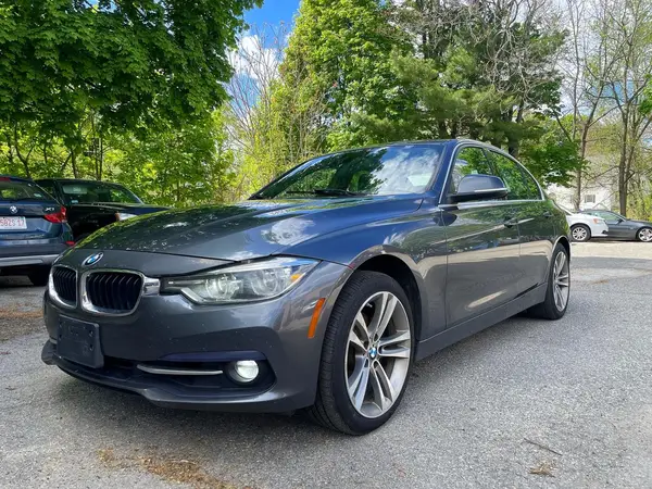WBA8D9G58JNU71313 2018 BMW 3ER - Image 2