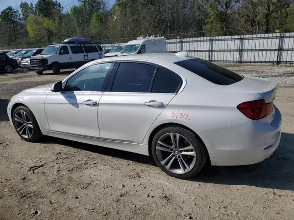 WBA8D9G59HNU60122 2017 BMW 3ER - Image 2