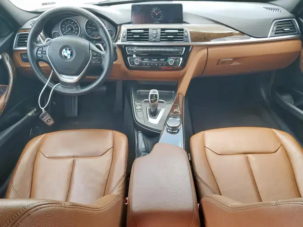 WBA8D9G59HNU60296 2017 BMW 3ER - Image 8