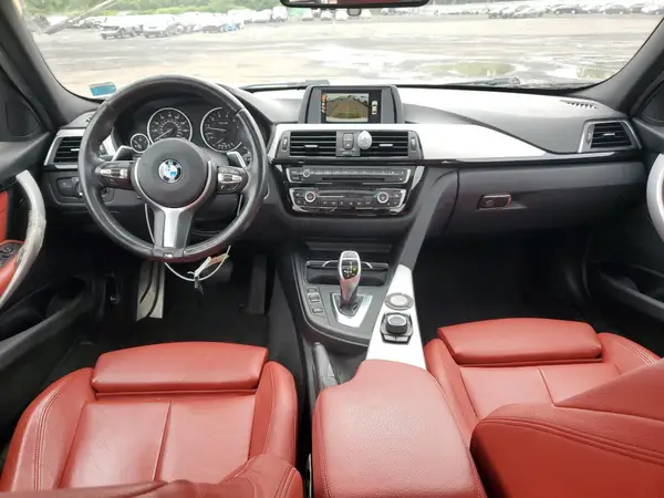 WBA8D9G59HNU60668 2017 BMW 3ER - Image 8