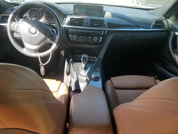 WBA8D9G59HNU60864 2017 BMW 3ER - Image 8