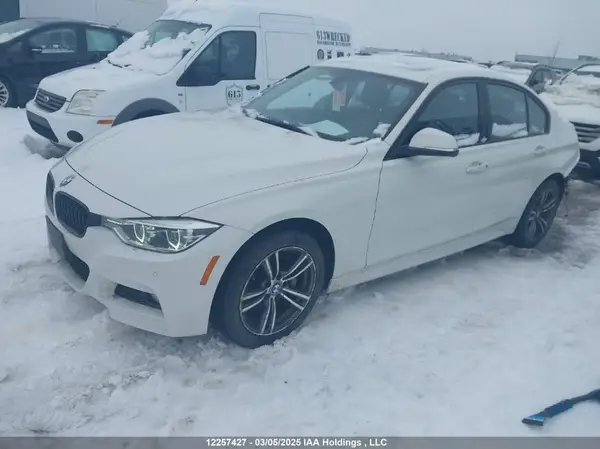 WBA8D9G59JNU70493 2018 BMW 3ER - Image 2