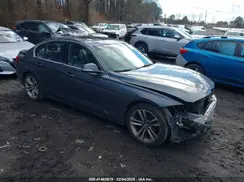 WBA8D9G59JNU72227 2018 BMW 3ER
