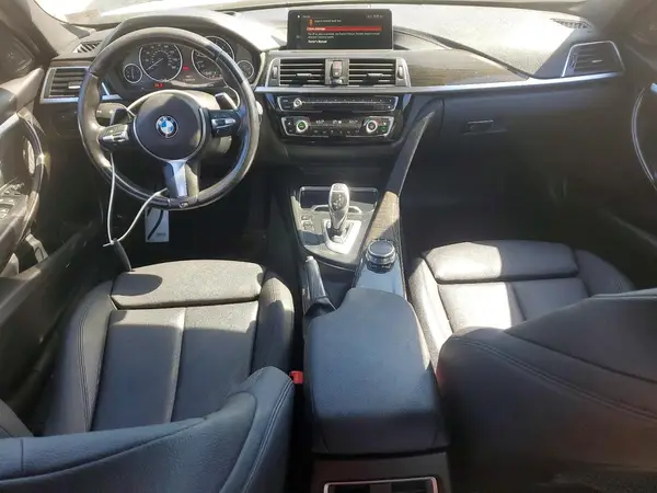 WBA8D9G5XJNU66985 2018 BMW 3ER - Image 8