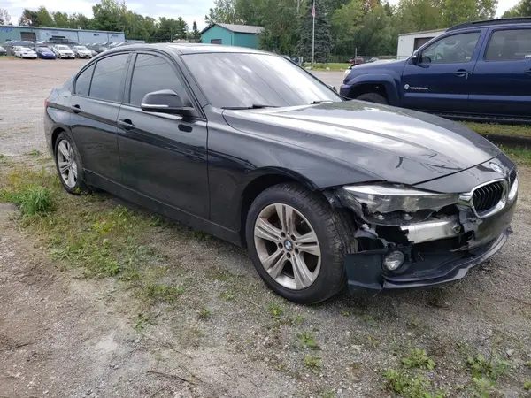 WBA8D9G5XJNU67117 2018 BMW 3ER - Image 1