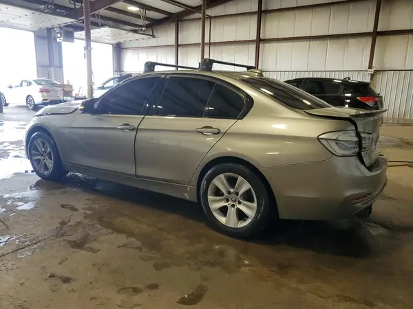 WBA8D9G5XJNU67568 2018 BMW 3ER - Image 2