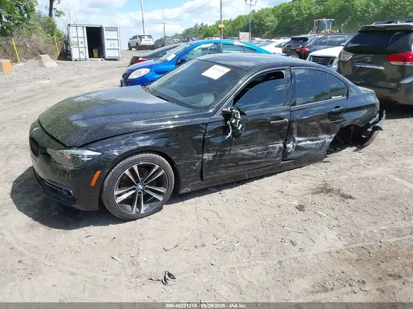 WBA8D9G5XJNU67702 2018 BMW 3ER - Image 2