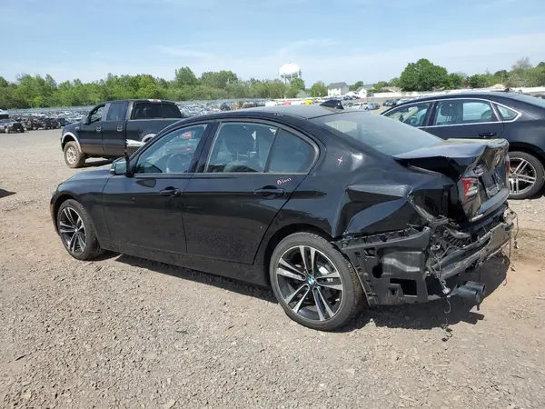 WBA8D9G5XJNU68333 2018 BMW 3ER - Image 2