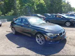 WBA8D9G5XJNU70132 2018 BMW 3ER