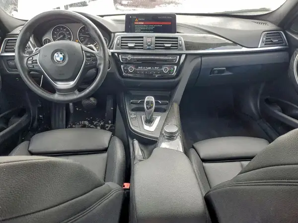 WBA8D9G5XJNU72494 2018 BMW 3ER - Image 8