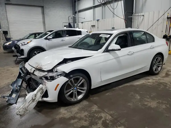 WBA8D9G5XJNU72561 2018 BMW 3ER - Image 1