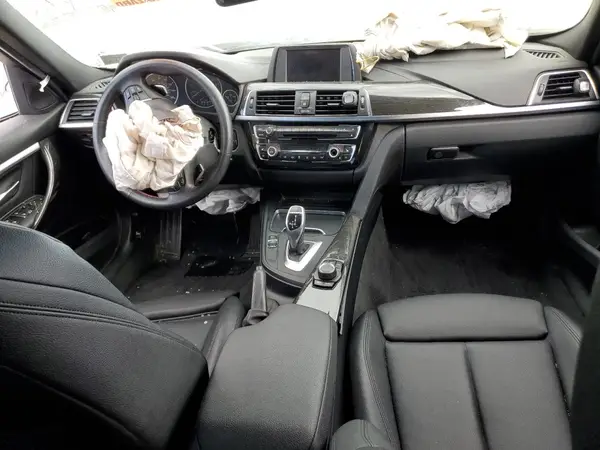 WBA8D9G5XJNU72818 2018 BMW 3ER - Image 8