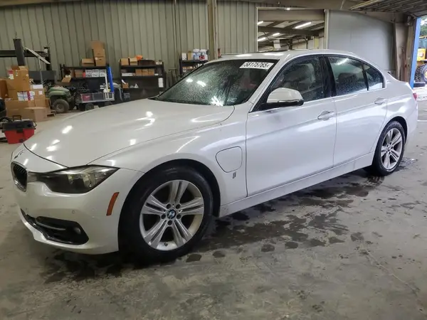 WBA8E1C30HA029663 2017 BMW 3ER - Image 1