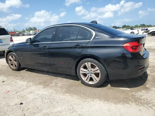 WBA8E1C30HA156946 2017 BMW 3ER - Image 2