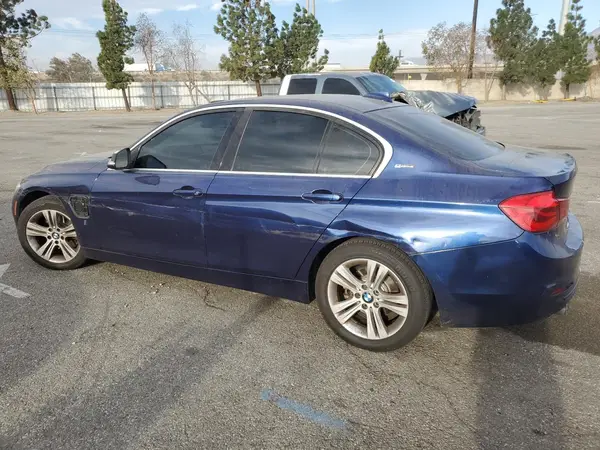 WBA8E1C31HA030000 2017 BMW 3ER - Image 2