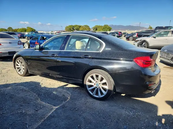 WBA8E1C31HA158835 2017 BMW 3ER - Image 2