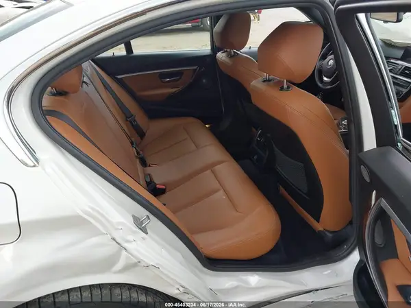 WBA8E1C31HA158933 2017 BMW 3ER - Image 8