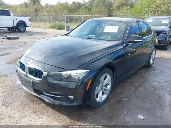 WBA8E1C31HA159306 2017 BMW 3ER - Image 2