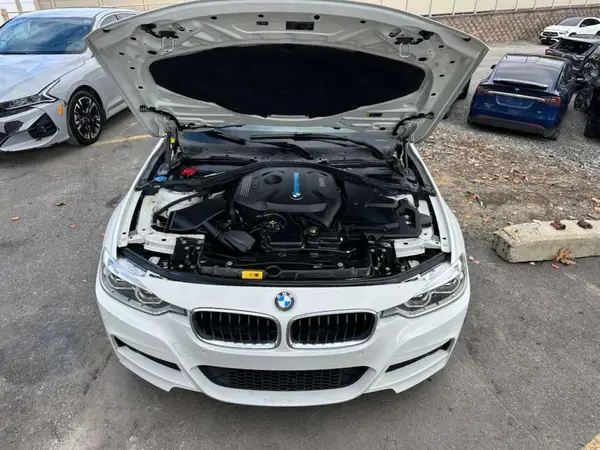 WBA8E1C31HK895446 2017 BMW 3ER - Image 8