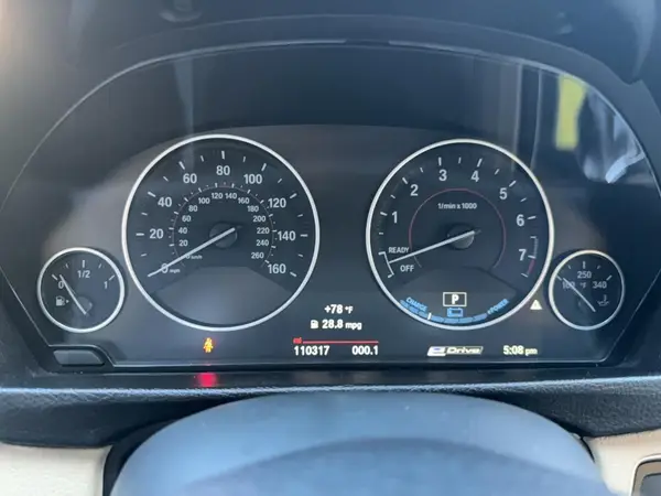 WBA8E1C32HA029731 2017 BMW 3ER - Image 8