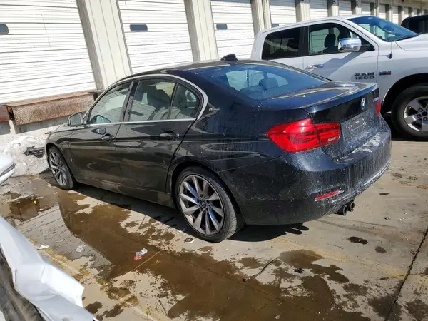 WBA8E1C33HA156326 2017 BMW 3ER - Image 2