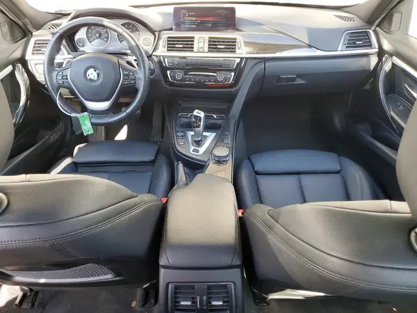 WBA8E1C33HA156326 2017 BMW 3ER - Image 8