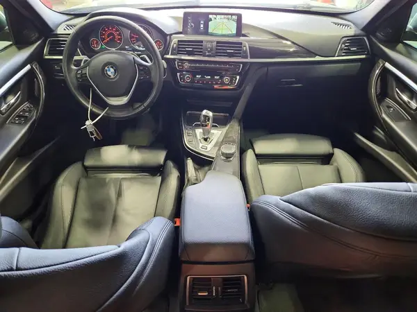 WBA8E1C33HA156570 2017 BMW 3ER - Image 8