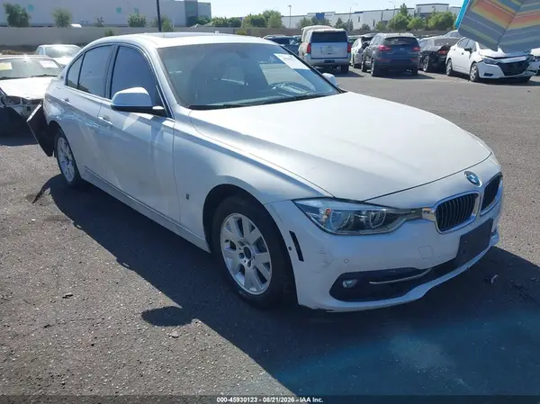 WBA8E1C33HA159193 2017 BMW 3ER - Image 1