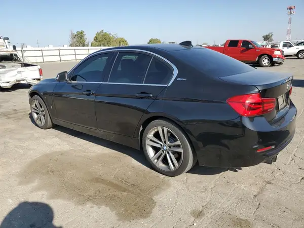 WBA8E1C34HA156514 2017 BMW 3ER - Image 2