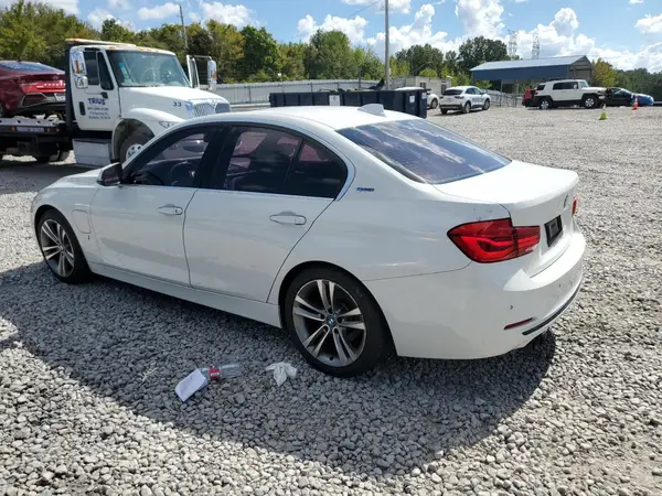 WBA8E1C34HA159154 2017 BMW 3ER - Image 2