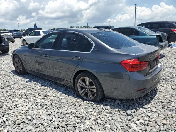 WBA8E1C34HA159171 2017 BMW 3ER - Image 2