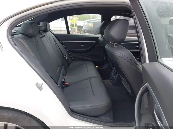 WBA8E1C35HA029125 2017 BMW 3ER - Image 8