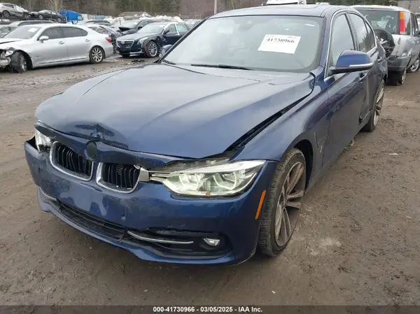 WBA8E1C35HA029321 2017 BMW 3ER - Image 2