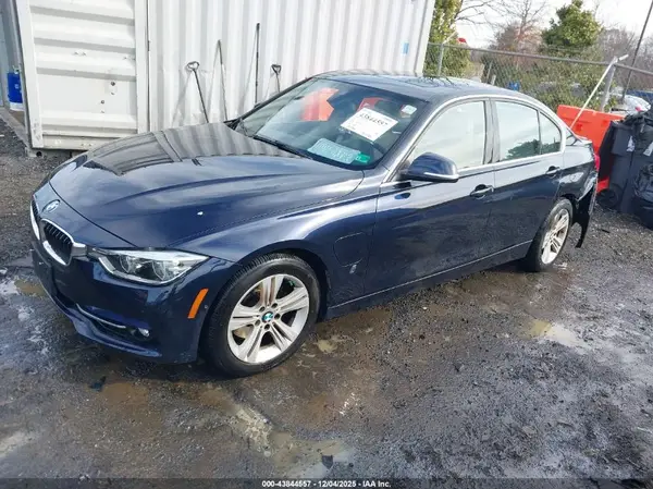 WBA8E1C35HA156389 2017 BMW 3ER - Image 2