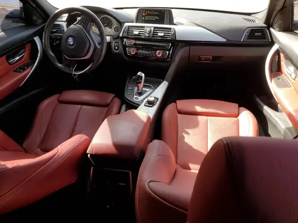 WBA8E1C35HA156702 2017 BMW 3ER - Image 8