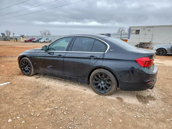 WBA8E1C36HA029201 2017 BMW 3ER - Image 2