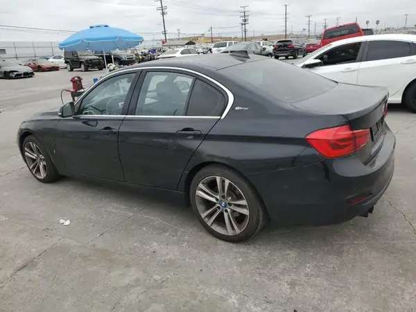 WBA8E1C37HA029840 2017 BMW 3ER - Image 2