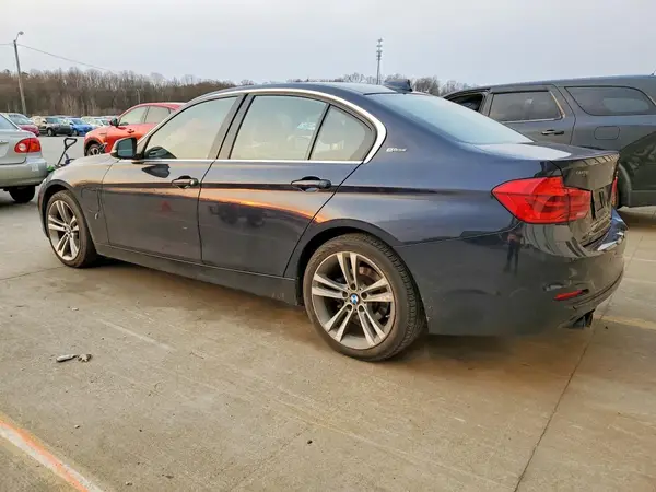 WBA8E1C38HA029166 2017 BMW 3ER - Image 2