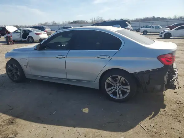 WBA8E1C39HA029662 2017 BMW 3ER - Image 2