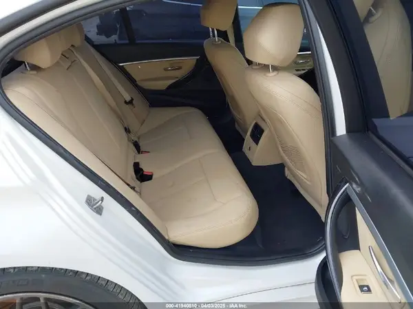 WBA8E1C3XHA158557 2017 BMW 3ER - Image 8