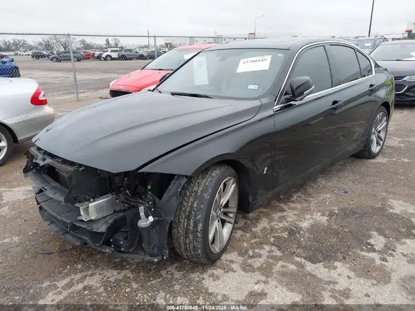 WBA8E1C50HK480457 2017 BMW 3ER - Image 2