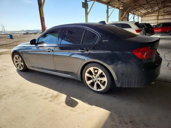 WBA8E1C50HK895410 2017 BMW 3ER - Image 2