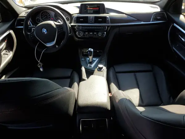 WBA8E1C50JA165606 2018 BMW 3ER - Image 8
